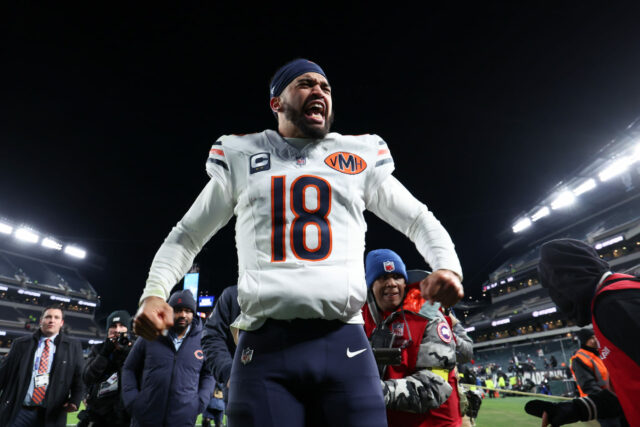 Legenda NFL Kurt Warner čistí vzduch pri znehodnotenej hre QB, logo pochodového šialenstva