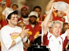 Legendy USC Matt Leinart a Pete Carroll reagujú na pozastavenie rivality Notre Dame Legendy USC Matt Leinart a Pete Carroll reagujú na pozastavenie rivality Notre Dame