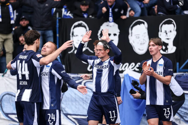 🚨 Len 16 rokov: DFB-Pokal vidí nového najmladšieho strelca Download app from appStore