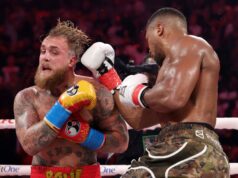 „Len dokázal, že je naozaj hlúpy.“ "Len dokázal, že je naozaj hlúpy."