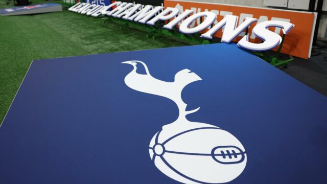 Liga majstrov 2025-26: Tottenham premiestnil vlajku Pride pred stretom Slavie Liga majstrov 2025-26: Tottenham premiestnil vlajku Pride pred stretom Slavie Praha v dôsledku bezpečnostných obáv