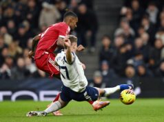 Liverpool, Alexander Isak a šesťsekundový pohľad na skrátenie budúcej sumy 300 miliónov libier Isakovi pomohlo, keď strelil úvodný gól Liverpoolu na ihrisku Tottenhamu (AFP cez Getty Images)