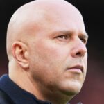 Liverpool bol po dvoch víťazstvách označený za „najlepší tím na svete“, keď Owen prekročil hranicu ilúzie