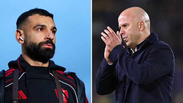 Liverpool po výbušnom rozhovore požaduje verejné ospravedlnenie od Mohameda Salaha Mohamed Salah a Alexander Isak z Liverpoolu na lavičke počas zápasu Premier League medzi Leedsom United a Liverpoolom na Elland Road na...