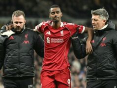 Liverpool sa obáva, že Alexander Isak utrpel ‚značné‘ zranenie, keď skóroval pri víťazstve v Tottenhame Liverpool sa obáva, že Alexander Isak utrpel 'značné' zranenie, keď skóroval pri víťazstve v Tottenhame