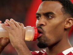 Liverpoolský podvod odhalený Carragherom a Slotom „zúfalstvom“ o 53 miliónov libier hviezdy Realu Madrid Liverpoolský podvod odhalený Carragherom a Slotom „zúfalstvom“ o 53 miliónov libier hviezdy Realu Madrid