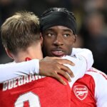 Noni Madueke a Martin Odegaard bojujú o návrat do základnej zostavy Arsenalu proti Evertonu