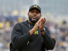 Majiteľ barovej stoličky Dave Portnoy strieľal v štáte Ohio, keď bráni Michigan po streľbe a zatknutí Sherrone Moorea logo pochodového šialenstva