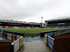 Majstrovský zápas prerušený po 30 minútach, pretože hráči nariadili opustiť ihrisko | Futbal | Šport Majstrovský zápas prerušený po 30 minútach, pretože hráči nariadili opustiť ihrisko | Futbal | Šport