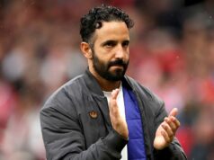 Man Utd odovzdal aktualizáciu o Wonderkidovi, 16, so záujmom Chelsea a Man City Ruben Amorim