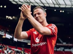Man Utd potvrdil šokový odchod bývalého hráča po tom, čo hovoril o taktike Rubena Amorima Jonny Evans opustil svoje pôsobenie v Manchestri United