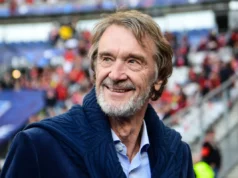 Majiteľ Manchestru United Jim Ratcliffe naďalej znižuje požadovanú cenu za predaj OGC Nice Manažér OGC Nice Franck Haise si posvieti na absenciu INEOS uprostred krízy