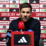 Manažér Realu Madrid Xabi Alonso reaguje na tesné víťazstvo Talavery