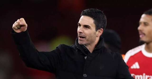 Tréner Arsenalu Mikel Arteta