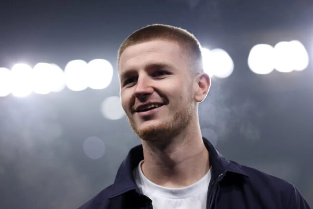 Manchester United je pripravený ponúknuť 100 miliónov eur za stred poľa Realu Madrid
