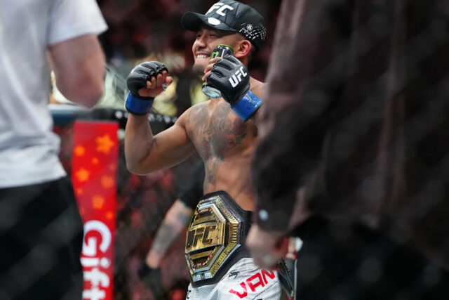 Manel Kape: UFC šampión Joshua Van „nie je to ťažká Download app from appStore