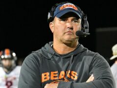 Manželka Travisa Turnera potichu vymazáva všetky stopy zo sociálnych médií, keďže pokračuje pátranie po futbalovom trénerovi hľadanom pre obvinenia z detskej porna Travis Turner je hľadaný v piatich bodoch za prechovávanie detskej pornografie a v piatich bodoch za použitie počítača na získanie maloletého