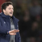 Mason musí nájsť spôsob, ako otupiť Čepele