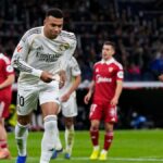 Mbappe: Je česť vyrovnať sa idolu Ronalda s gólovým rekordom Realu Madrid v kalendárnom roku