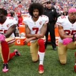 Meno Colina Kaepernicka sa objavilo, keď sa Colts vysporiadali s nejasnou situáciou QB