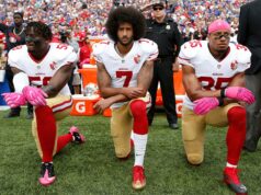 Meno Colina Kaepernicka sa objavilo, keď sa Colts vysporiadali s nejasnou situáciou QB Meno Colina Kaepernicka sa objavilo, keď sa Colts vysporiadali s nejasnou situáciou QB