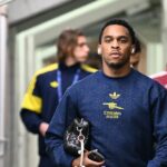 Jurrien Timber cestoval do Brugg, ale nemohol hrať za Arsenal