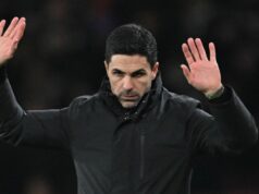Mikel Arteta nesie vinu len za to, ak tri hlavné problémy vykoľajia zisk Arsenalu Manažér Arsenalu Mikel Arteta počas štvrťfinálového zápasu Carabao Cupu medzi Arsenalom a Crystal Palace na Emirates Stadium 23. decembra 2025 v Londýne v Anglicku.