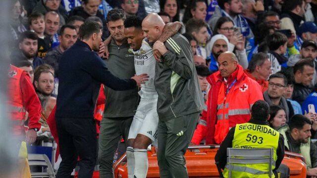 Militao z Realu Madrid môže byť pre zranenie mimo hry štyri mesiace, aby vynechal súboj Ligy majstrov proti Manchestru City

