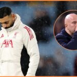 Mohamed Salah sa pozerá z lavičky Liverpoolu