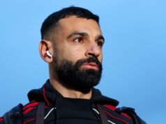 Mohamed Salah mal dlhý telefonát po „intenzívnej“ reakcii na spor v Liverpoole Mohamed Salah a Hossam Hassan po víťazstve v zápase kvalifikácie na majstrovstvá sveta medzi Egyptom a Burkinou Faso v Káhire