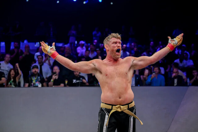 NAŽIVO! Karate Combat 58 Výsledky: Alvey vs. Despaigne Download app from appStore