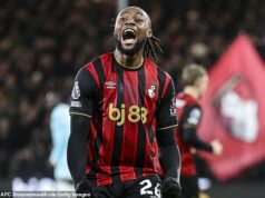 Najhľadanejší muž Premier League Antoine Semenyo rozhoduje o budúcom klube DNES, záujem prejavili Man City, Liverpool a Man United Najhľadanejší muž Premier League Antoine Semenyo rozhoduje o budúcom klube DNES, záujem prejavili Man City, Liverpool a Man United