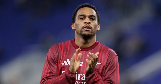 Jurrien Timber počas rozcvičky.