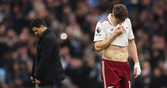 Manažér Arsenalu Mikel Arteta počas tréningu v Sobha Realty Training Center 28. novembra 2025 v London Colney v Anglicku. 