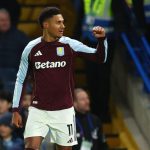 Najsmiešnejší obrat Aston Villy ju drží pevne v boji o titul v Premier League