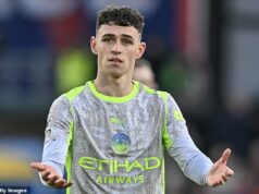 Najviac znehodnotení futbalisti roku 2025: Ktorá hviezda Premier League si nárokuje prvé miesto po tom, čo jej hodnota „klesla o 52 miliónov libier“? A kam patrí problémová hviezda Realu Madrid Vinicius Jnr a zápasník Liverpoolu Florian Wirtz? Phil Foden z Manchestru City je podľa Transfermarkt najlepším futbalistom, ktorého hodnota za rok 2025 klesla najviac.