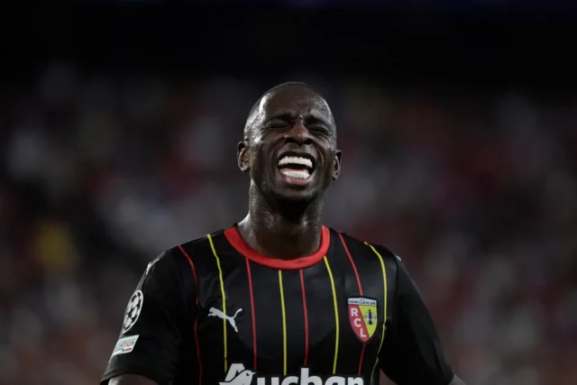 Nantes podpíše ľavého obrancu Lensa Deivera Machada ako žolíkový prestup Nantes podpíše ľavého obrancu Lensa Deivera Machada ako žolíkový prestup