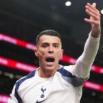 "Naštvaný" hviezdy Spurs usporiadajú tímové stretnutie, aby prediskutovali "kritický problém" po tom, čo Frank zaútočil na fanúšikov