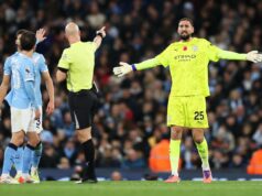 Nedostatok disciplíny Gianluigiho Donnarummu je problémom, ktorý Pep Guardiola ignoruje Gianluigi Donnarumma bol od svojho vstupu do Man City opakovane obvinený z nesúhlasu (AFP cez Getty Images)
