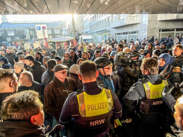 Nemeckí zlodeji ukradli až 105 miliónov dolárov pri lúpeži 'Ocean's Eleven': Čo vieme | Bankové správy
