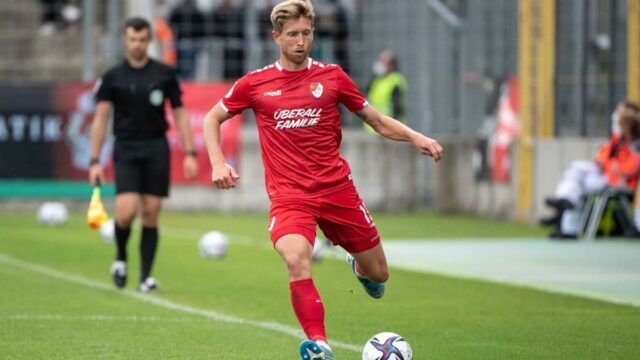 Nemecký futbalista zomrel vo veku 34 rokov, pri lyžiarskej nehode spadol z výšky 70 metrov
