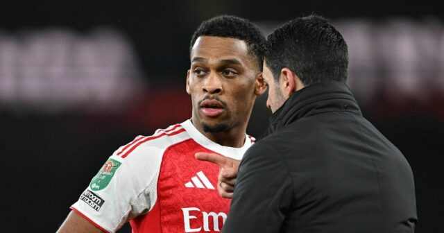 Neprítomnosť Jurriena Timbera sa vysvetľuje tým, že hviezda Arsenalu vypadla zo zostavy proti Brightonu | Futbal | Šport
