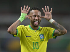 Neymar žartuje s Ancelottim a sľubuje, že dodá šiesty titul Neymar žartuje s Ancelottim a sľubuje, že dodá šiesty titul