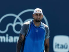 Nick Kyrgios opätuje kritiku svojich „hlúpych“ komentárov Aryny Sabalenkovej v šou Piersa Morgana Sabalenka a Kyrgios na The Garden Cup 2025 (Zdroj obrázka: Getty)