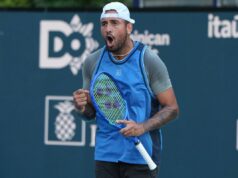 Nick Kyrgios potvrdil návrat na ATP Tour po exhibícii Battle of the Sexes Nick Kyrgios bude hrať budúci mesiac na Brisbane International (AP)