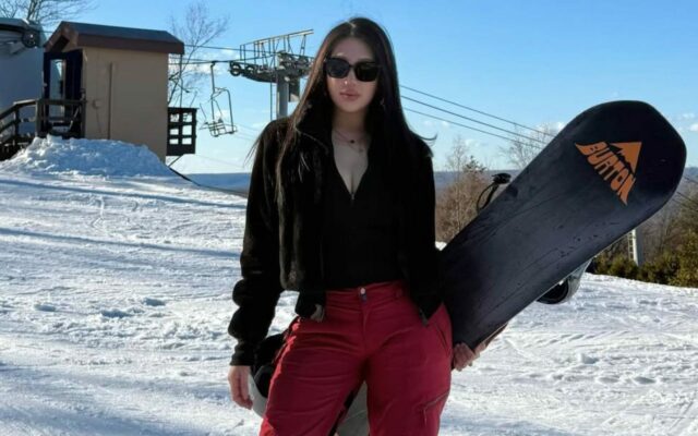 Nina Lin bola údajne natrvalo zakázaná na Twitchi Správa, ktorá sa objaví na kanáli Niny Lin, NinaDaddyIsBack, 17. decembra 2025 (obrázok cez Twitch)