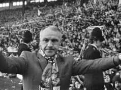 Nová mesačná oprava FC Liverpool v predaji – získajte svoju kópiu tu | Futbal | Šport Nová mesačná oprava FC Liverpool v predaji - získajte svoju kópiu tu | Futbal | Šport