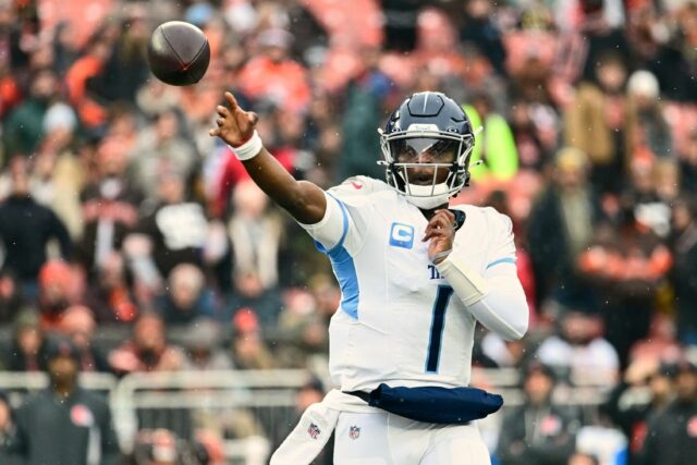 NFL: Tennessee Titans v Cleveland Browns