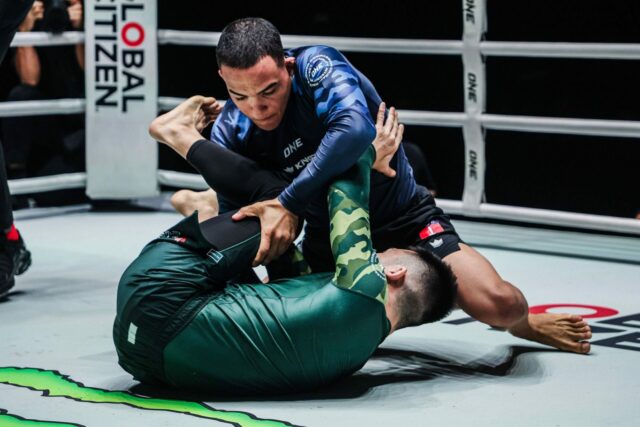 ONE Fight Night 38: „Jeho hruď bola veľmi odhalená“
