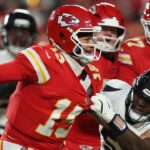 Obrana Texasanov dusí Patricka Mahomesa, Chiefs, aby vyhral piaty zápas za sebou